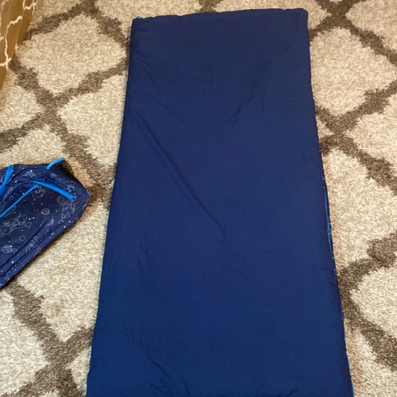 Space Sleeping Bag with Carry Bag - Picture 6 of 11